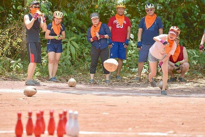 プーケットでのATV乗馬とチームビルディングアクティビティ