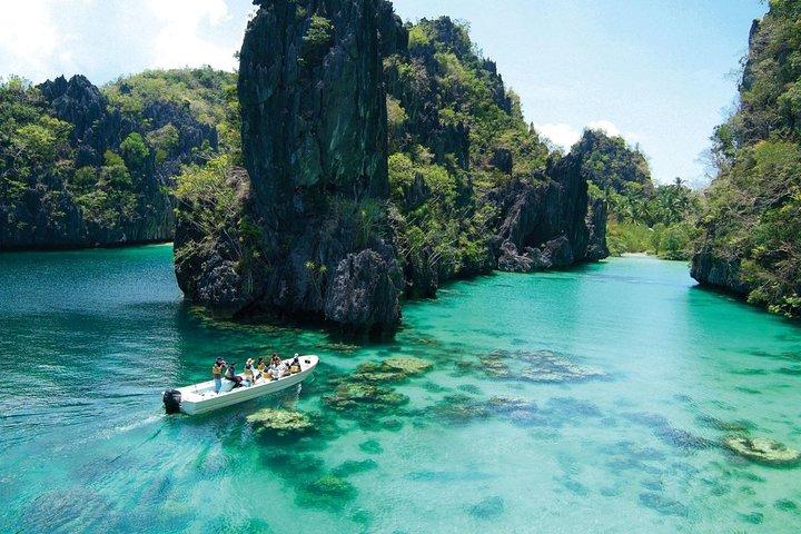 El Nido Island Hopping Tagestour von Puerto Princesa City