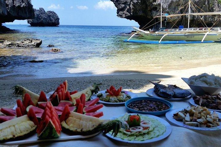 El Nido Island Hopping Tagestour von Puerto Princesa City