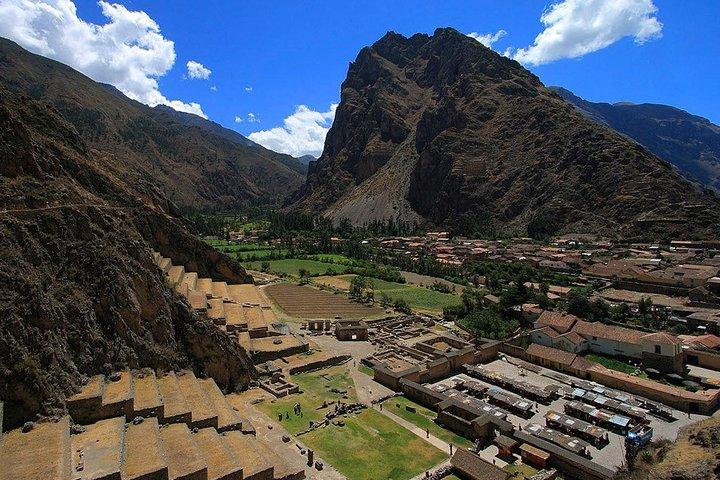 Excursion to Sacred valley Full Day from Cusco .
