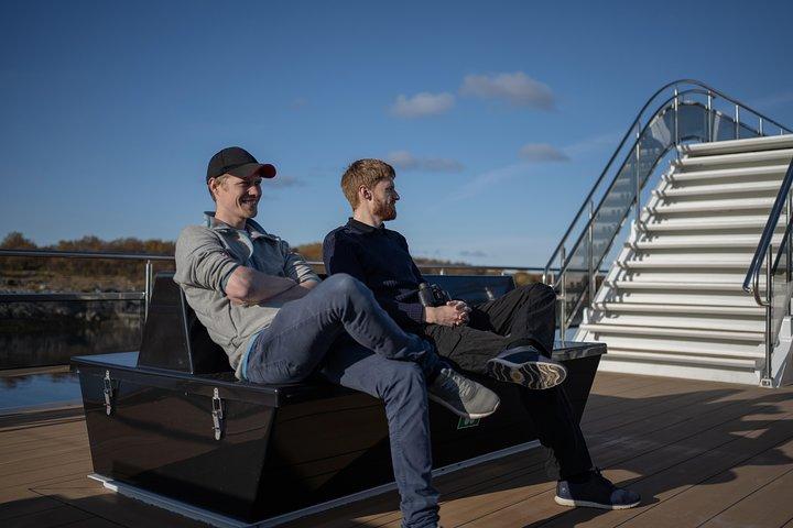 Ilha Lofoten: Cruzeiro Silencioso no Trollfjord saindo de Svolvær