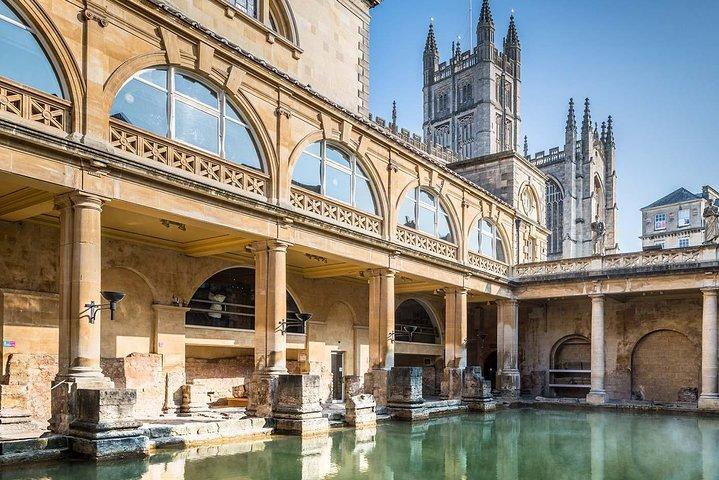 Thermes romains et randonnée pédestre dans la ville de Bath