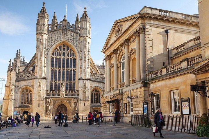 Thermes romains et randonnée pédestre dans la ville de Bath