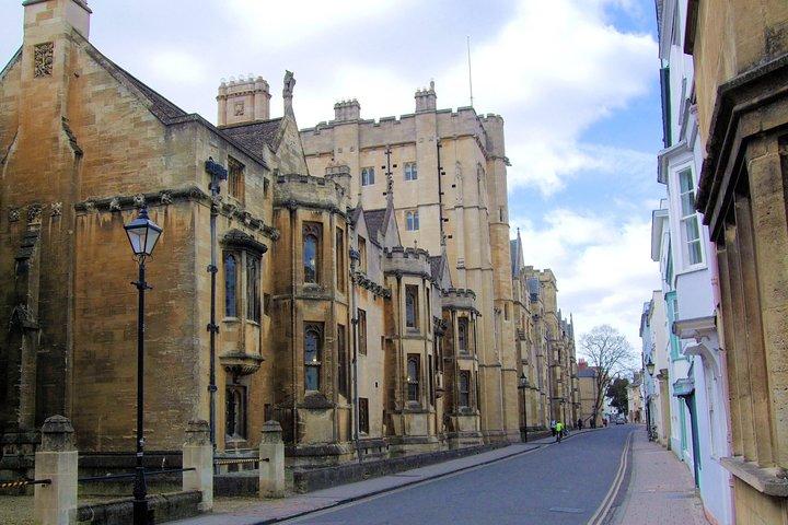 オックスフォード大学ウォーキングツアー（スペイン語）