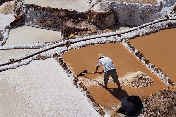 Excursion to Moray & Maras - Salt Mines with visit centre textil.
