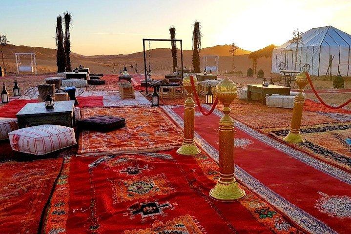 Tour privato di 4 giorni da Marrakech al deserto Merzouga