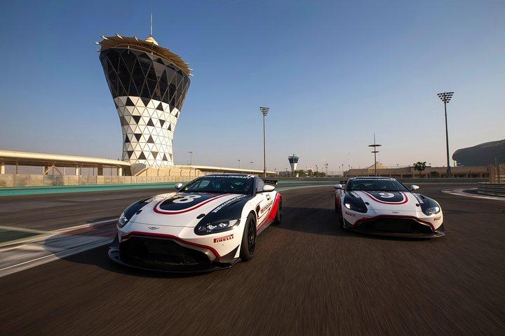 Aston Martin GT4 Expérience de conduite _ Full