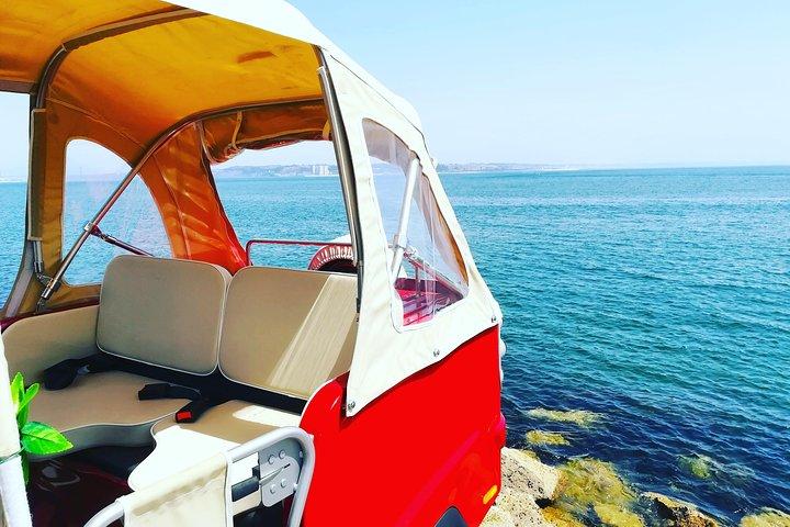Tuk Tuk Lisbon Guided tour! 100% PRIVATE & PERSONALIZED