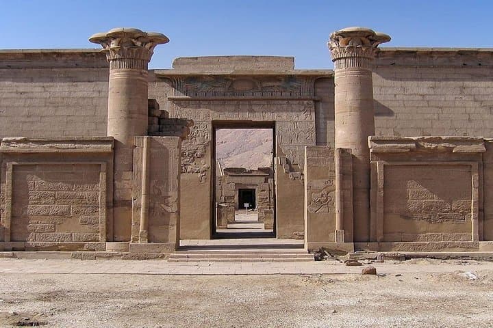 Private Tour of Habu Temples, Valley of the Worker & Valley of the Queens