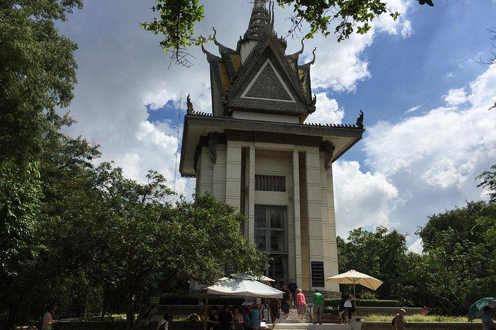 Destaques de Phnom Penh: Campos de Extermínio e Phnom Tamao