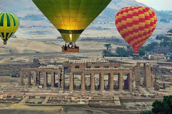 Full-Day East and West Bank Private Tour from Luxor with Lunch
