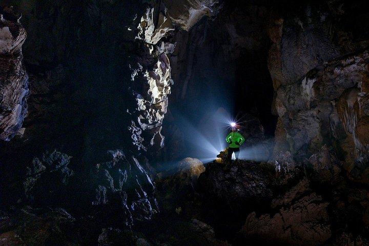 Scopri la caverna di Cha Loi 2 giorni 1 notte