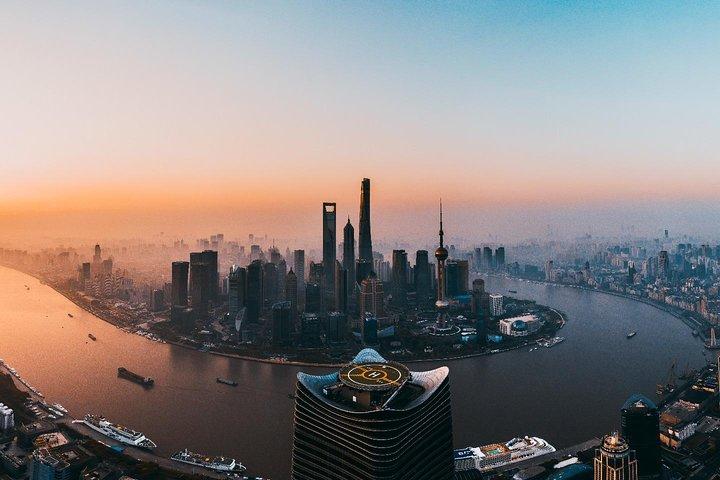 Excursión privada de un día al río Huangpu y al Museo de Historia de Shanghái