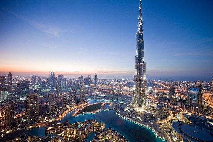 Genießen Sie Burj Khalifa mit Abendessen in einem der Tower-Restaurants