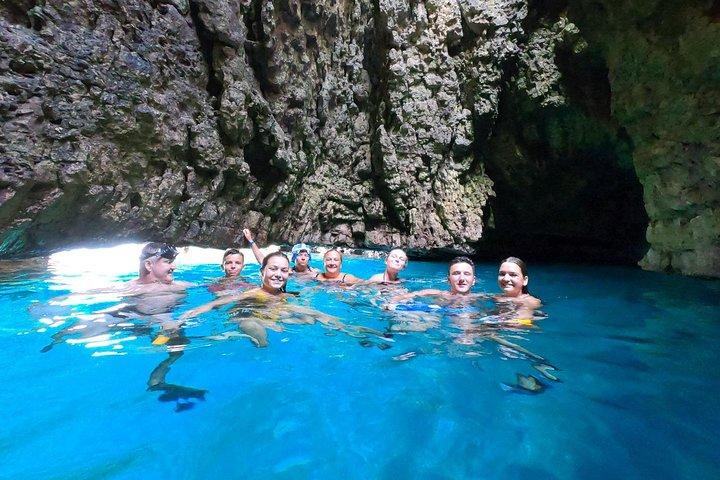 FULL CAVE & SAFARI EXPERIENCE by KAYAK
