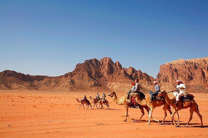Tour privado de 2 días a Wadi Rum y Petra desde Eilat