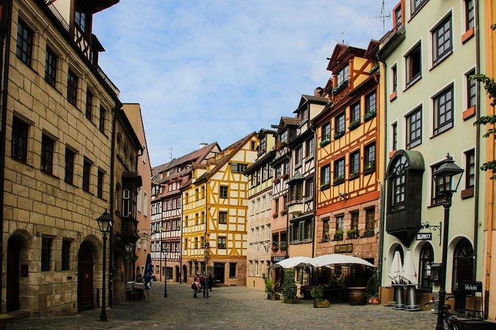 ピルスナー醸造所経由のプラハからニュルンベルクへのプライベート送迎