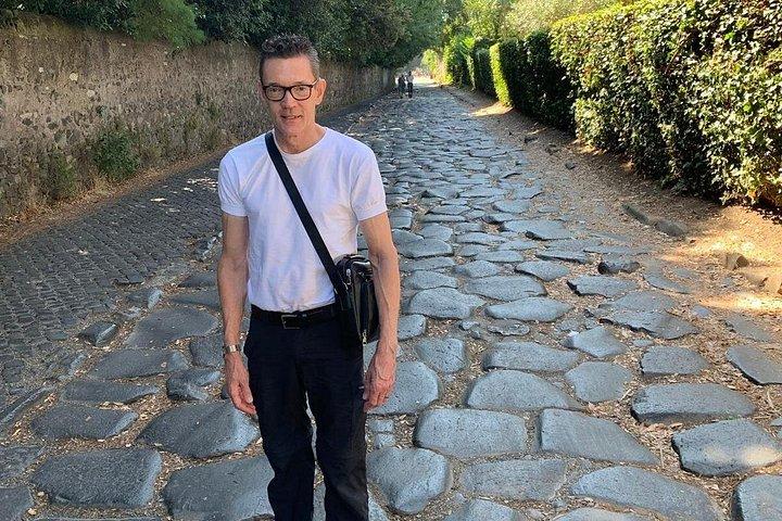 ローマのカタコンベと古代アッピアの道スキップローマからの半日