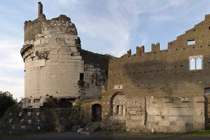 ローマのカタコンベと古代アッピアの道スキップローマからの半日