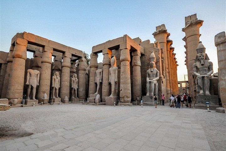 Excursão privada de 2 dias pela margem oeste e leste com almoço