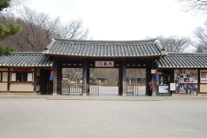 ソウルから龍仁大長今と韓国民俗村への日帰り旅行