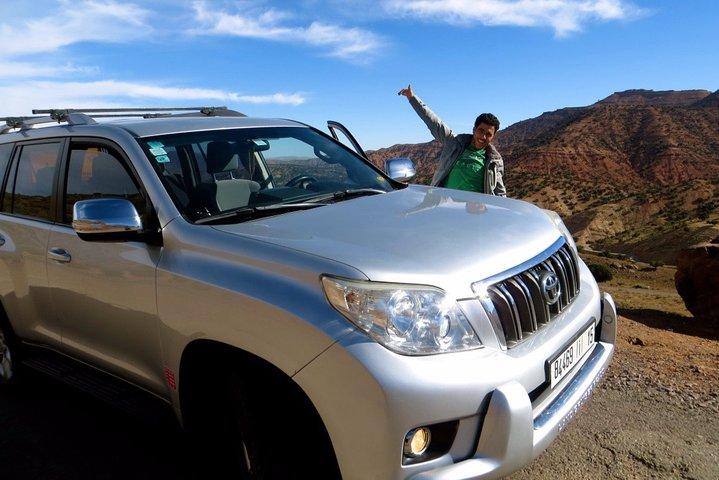 Excursión privada de 3 días desde Fez al desierto de Merzouga con campamento de lujo y paseo en camello