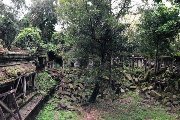 Full-Day Beng Mealea & Koh Ker Temples Tours
