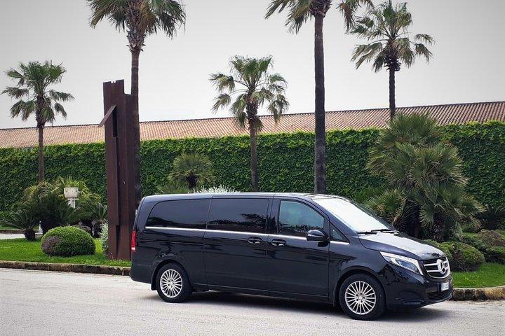 Transfer privado do aeroporto de Palermo para Taormina ou vice-versa