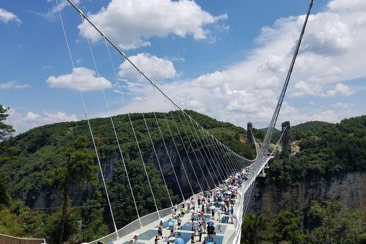 Viagem privada de um dia a Zhangjiajie para a Grand Canyon Glass Bridge e o Lago Baofeng
