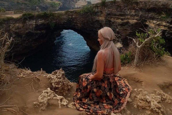 バリ島、ペニダヌサ、西旅行：最も美しいビーチスポットの写真