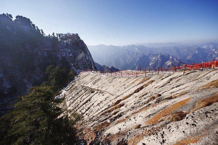 Xian Private Day Trip to Mount Huashan with Round Trip Cable Car to North Peak