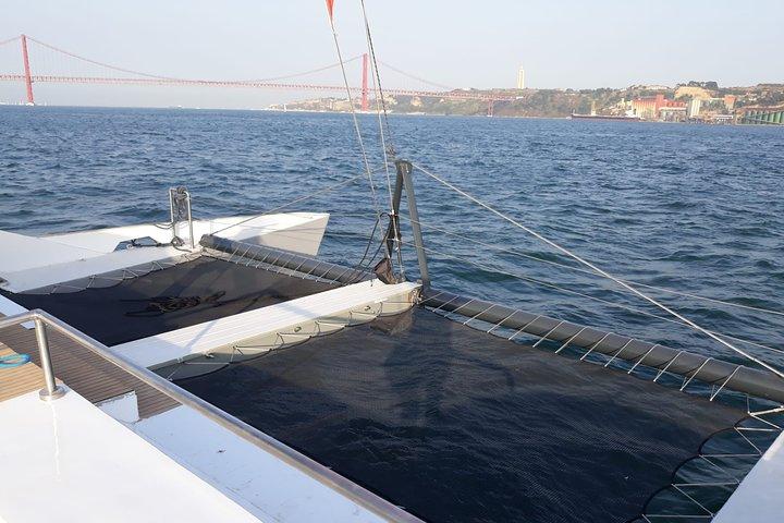 Lissabon Sunset Catamaran Cruise på Tejo-floden