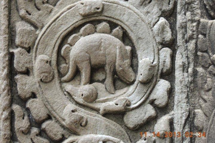 One Private Full Day Guided Tour to Angkor Wat