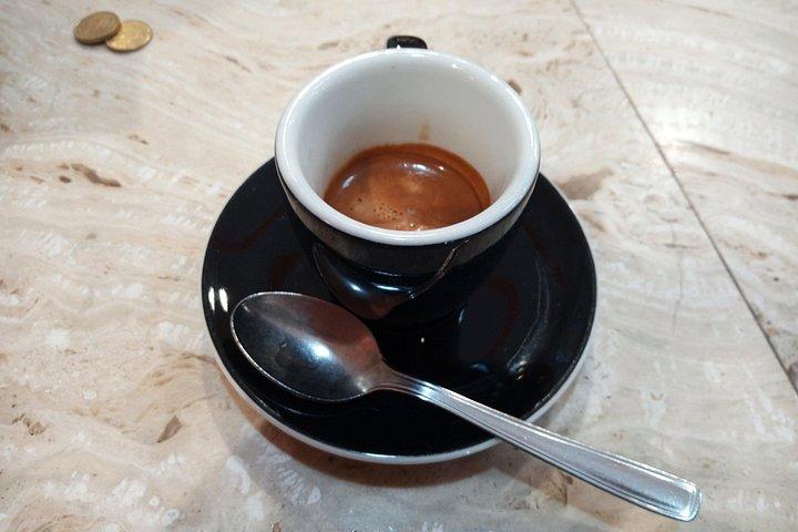 3時間のローマツアーでチヴィタヴェッキア港をフィウミチーノFCO空港に転送