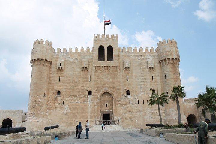 Tour guidato privato di un'intera giornata ad Alessandria dal Cairo