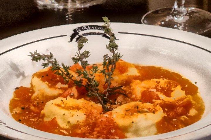 ブエノスアイレスでのオプションのディナー付きラ ベンタナ タンゴ ショー