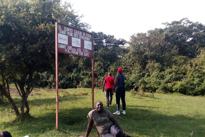 Oldonyo Sapuk Full-Day Private Hiking Tour from Nairobi