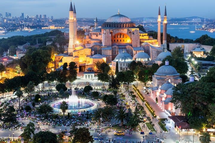 8 Day Istanbul Cappadocia Tour by Overnight Public Bus Yuki Tour IST51