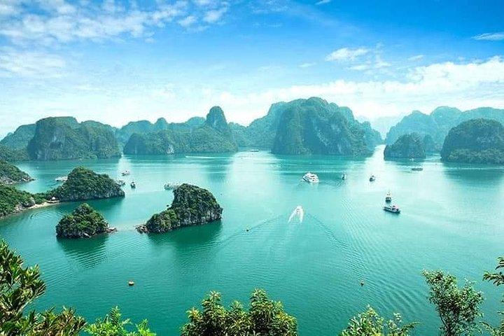 Ha Long Bay-nachtcruise vanuit Ha Noi