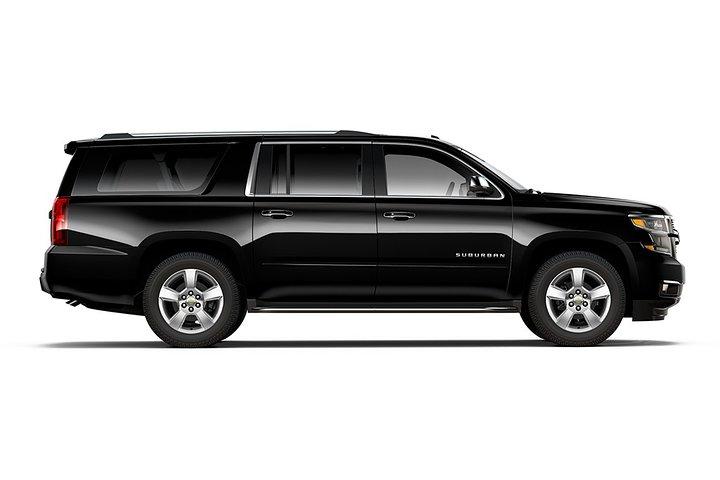 Traslado privado de partida do aeroporto de Nova York SUV