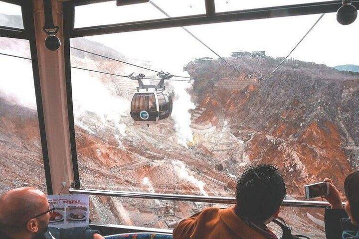 プライベート箱根ツアー-山の眺め富士、自然と文化