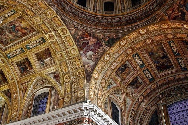 Baroque Naples: Guided Private Walking Tour with Art Historian
