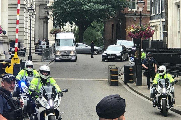ロンドンでの民間国際関係と政治の1週間プログラム