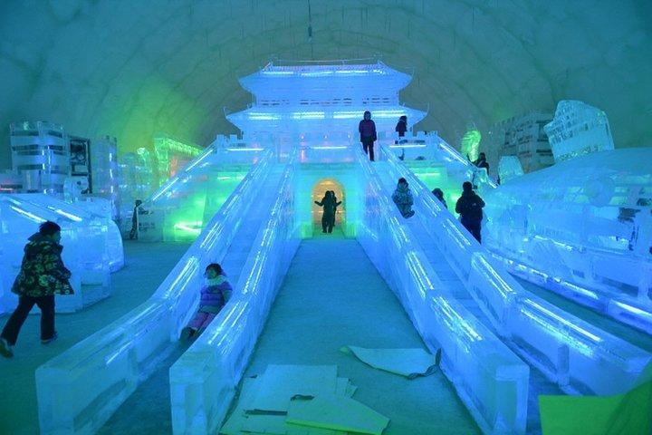 アイスフィッシングツアー - ソウルからの華川サンチェオアイスフェスティバル日帰り旅行