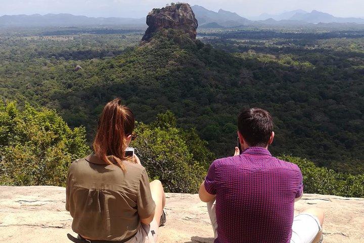 Excursión cultural de 3 días a Sri Lanka: Dambulla / Sigiriya / Polonnaruwa / Minneriya / Kandy
