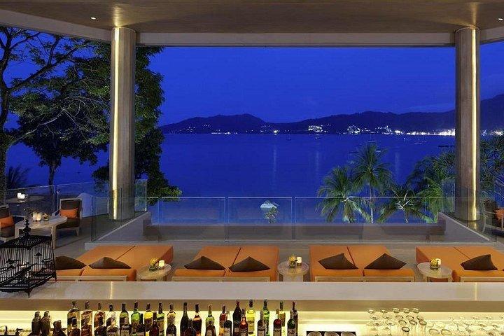 プーケット：ラ グリッタの景色を眺めながらの高級イタリアン ダイニング体験