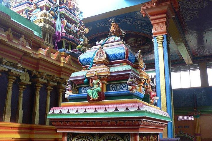 Excursion d'une journée à arrêts multiples à Sigiriya au départ de Kandy avec déjeuner