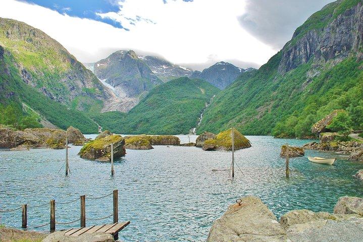 Viagem de ida e volta de 2 dias saindo de Bergen: THE GRAND HARDANGER - fiordes, cachoeiras, geleiras