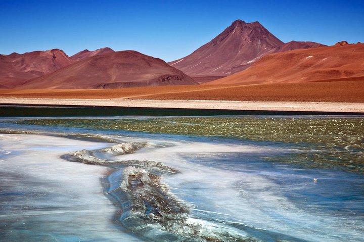 Ganztägige Altiplanic Lagunen + Aussichtspunkt Rote Steine + Salar de Atacama