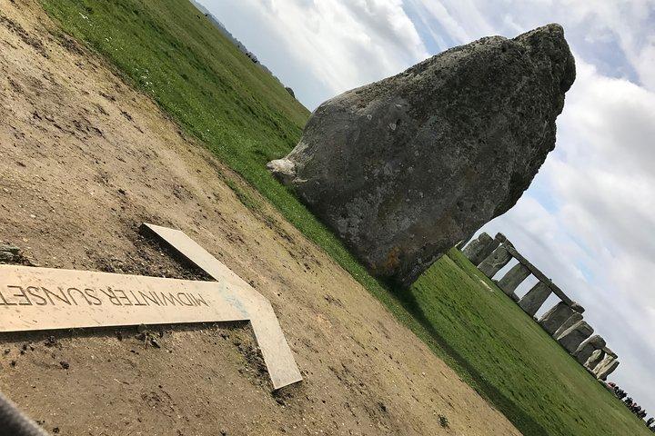 ロンドンからのバースとストーンヘンジの終日プライベートツアー